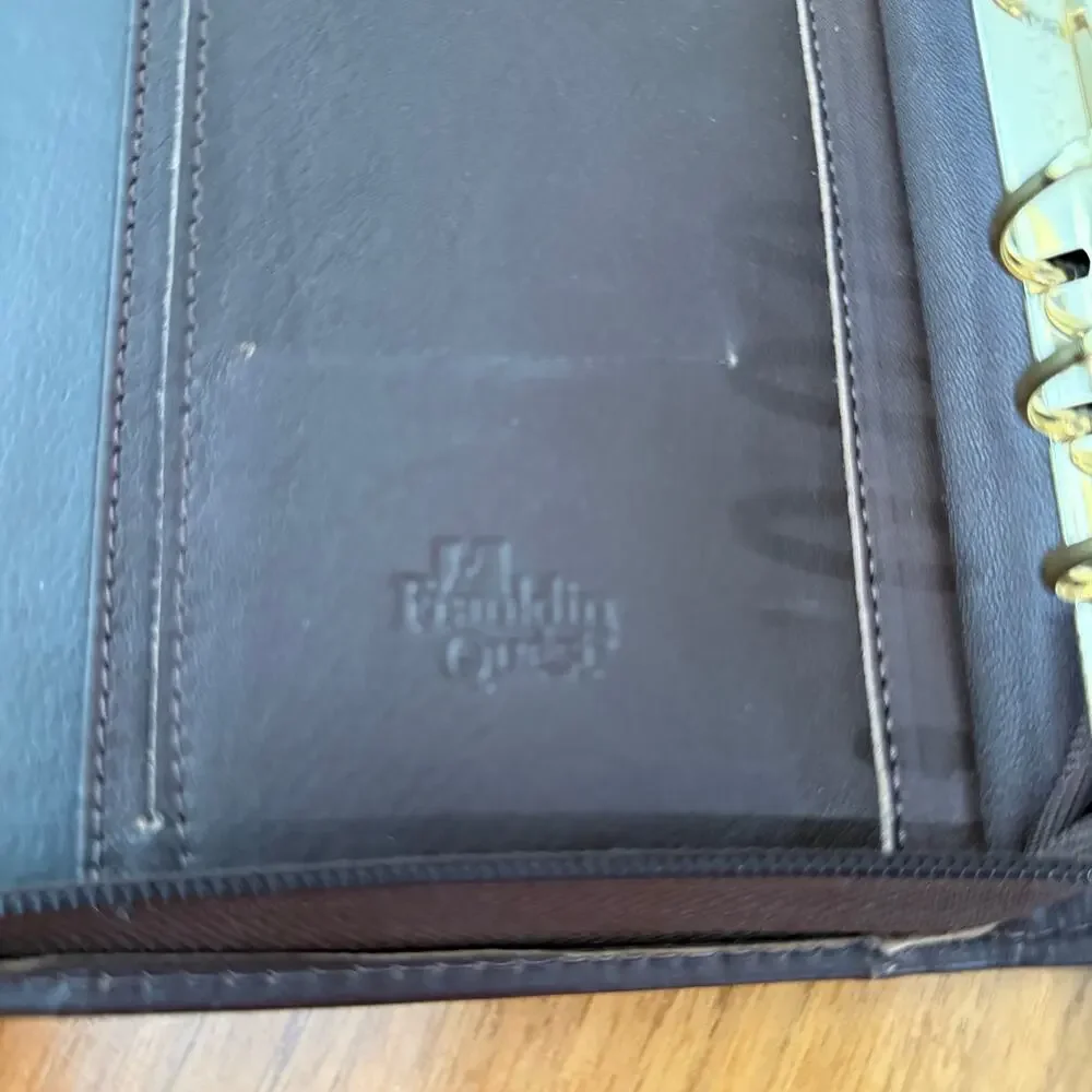 Vintage Franklin Quest Planner 6.25 x 8 Brown Napa Leather 6 Ring Zip